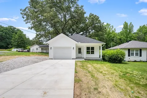 816 W Lincoln Street Tullahoma TN 37388