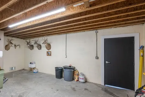 222 Fairway Villa Lane Decaturville TN 38329