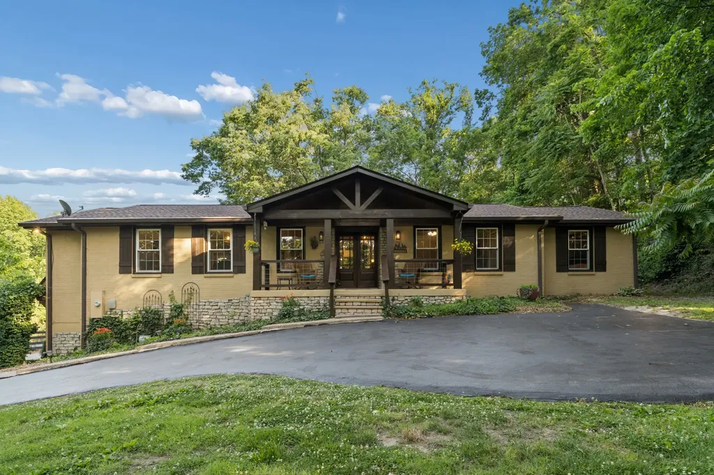 2531 Goose Creek Bypass Franklin TN 37064