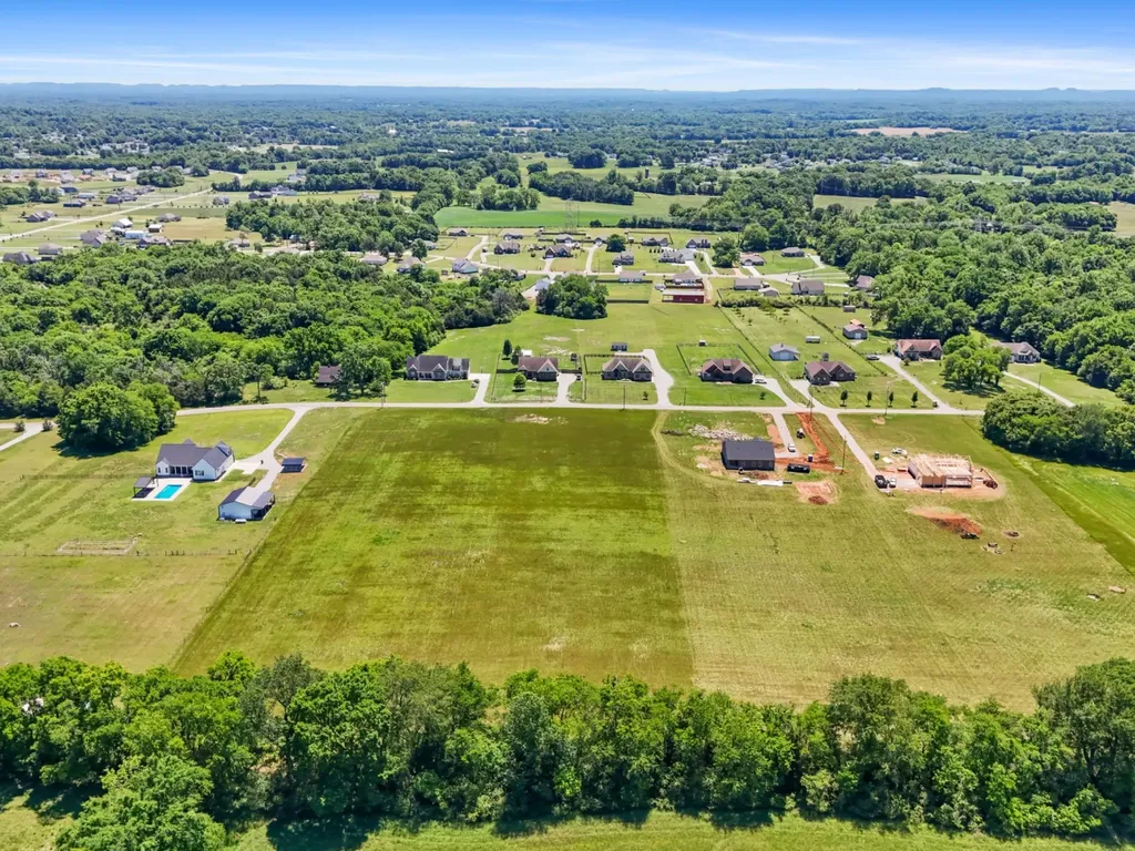 1362 Neil Road Chapel Hill TN 37034