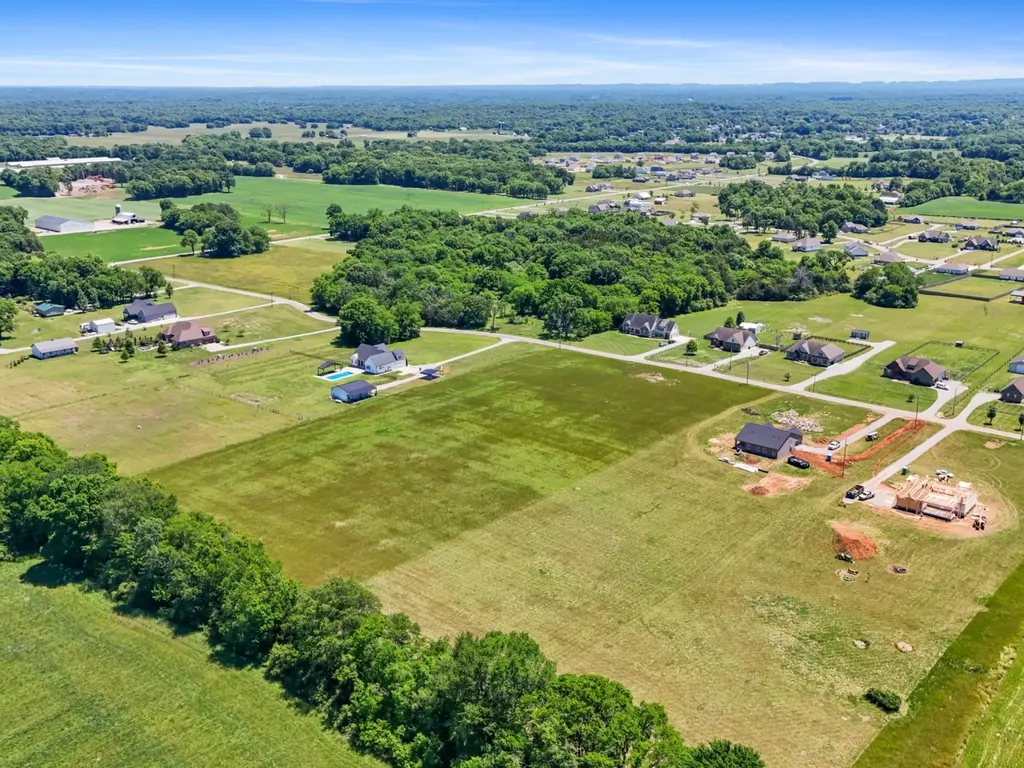 1362 Neil Road Chapel Hill TN 37034