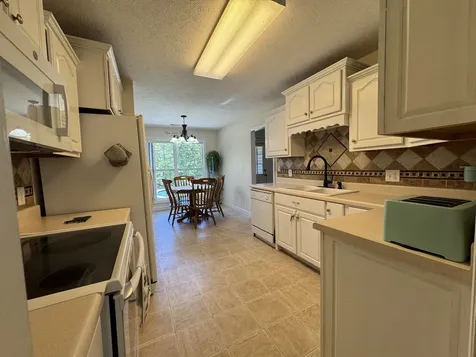 173 Mitchell Street Hohenwald TN 38462