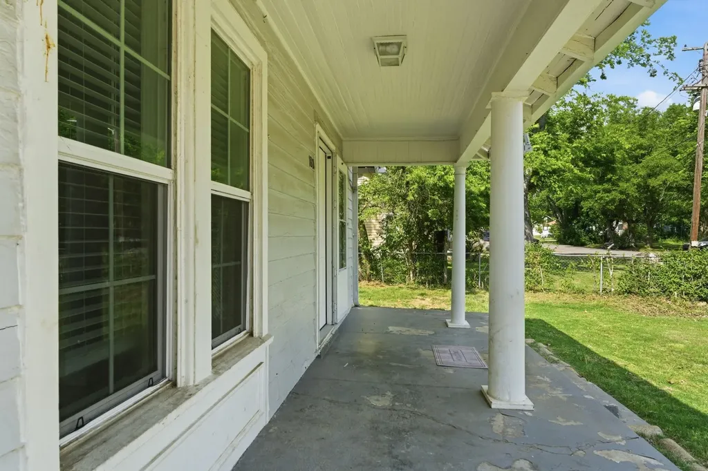 1801 Elizabeth Road Nashville TN 37218
