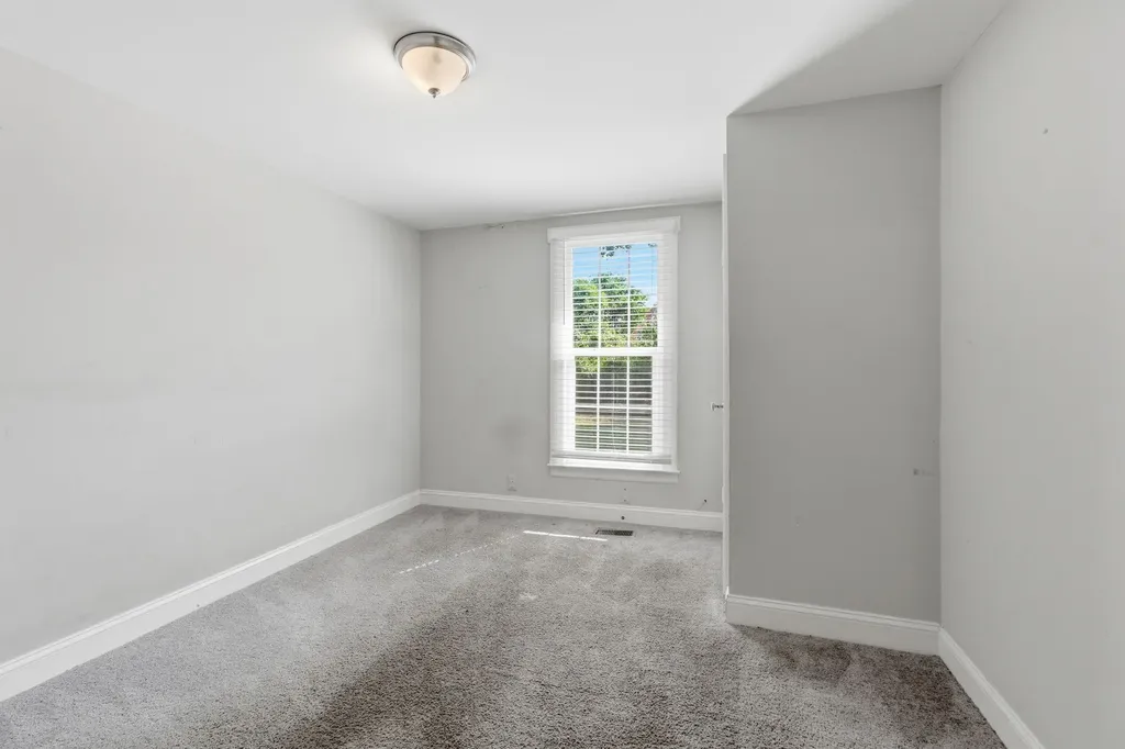 1801 Elizabeth Road Nashville TN 37218