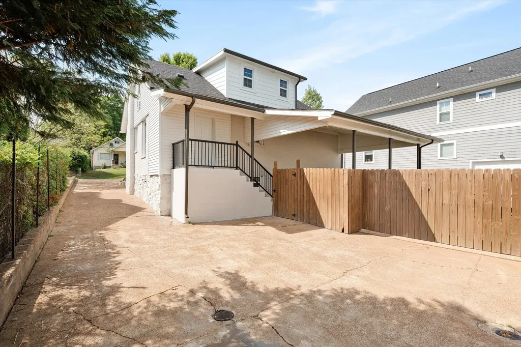 2408 Inga Street Nashville TN 37206