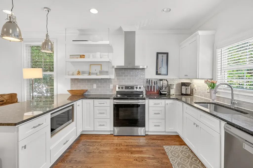 638B Annex Avenue Nashville TN 37209