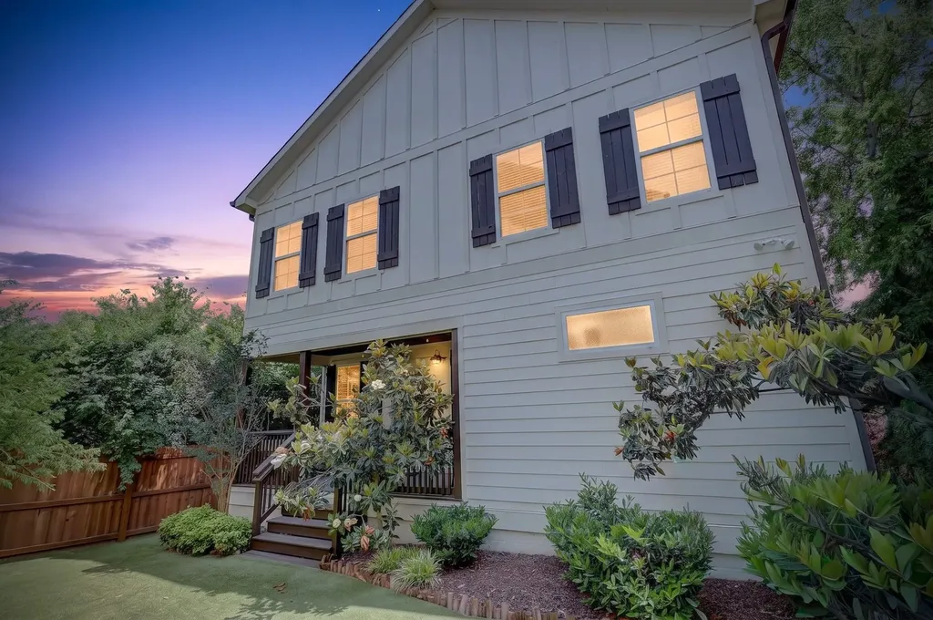 638B Annex Avenue Nashville TN 37209