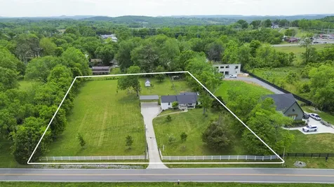 3023 Old Murfreesboro Road College Grove TN 37046
