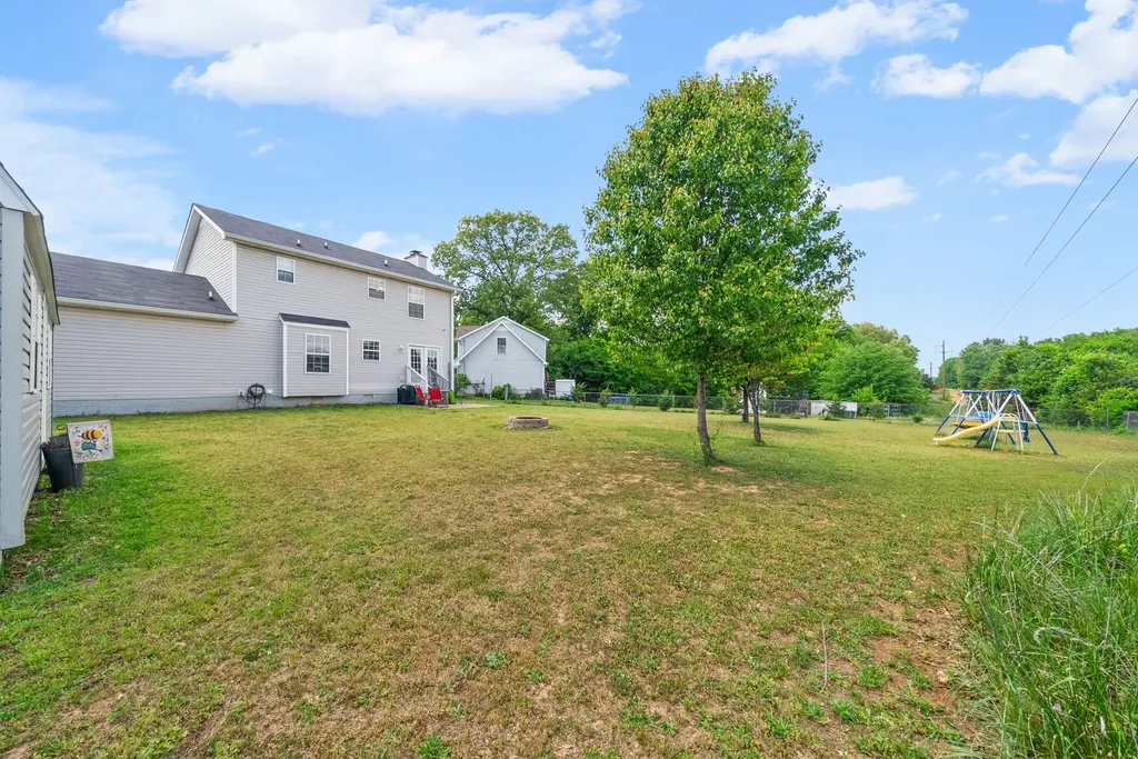 334 Yankee Drive Clarksville TN 37042