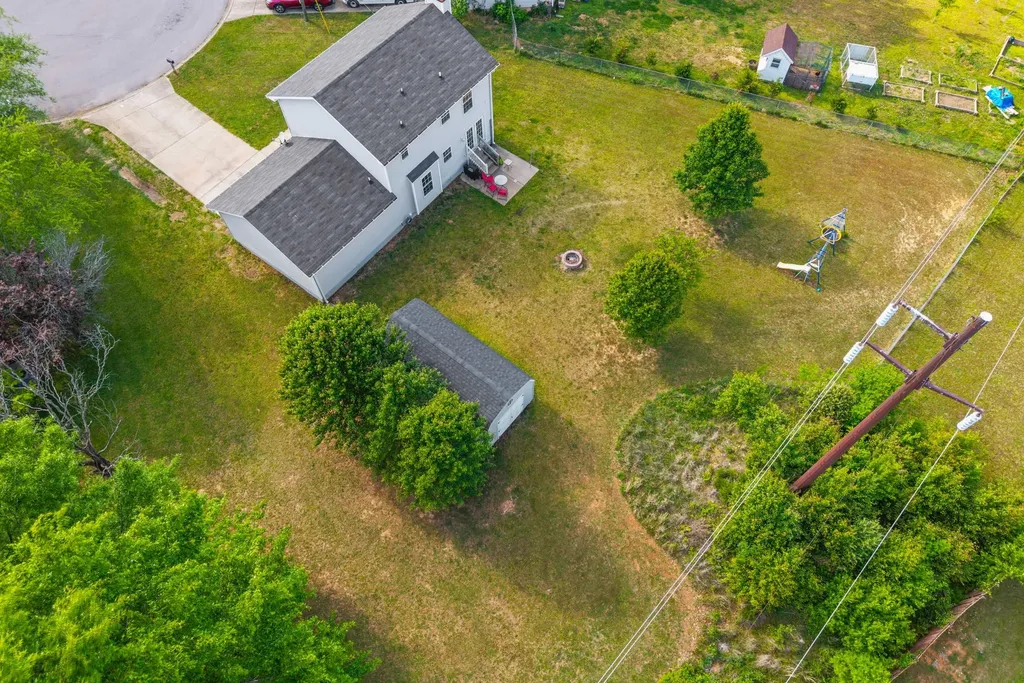 334 Yankee Drive Clarksville TN 37042