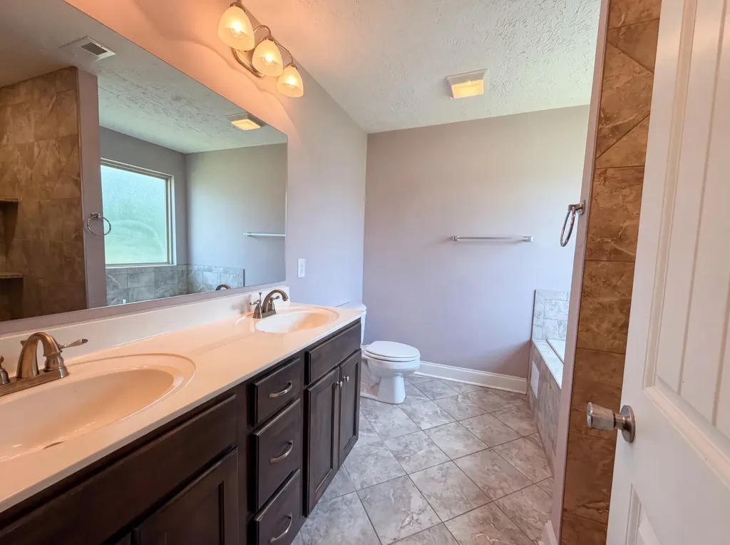 447 Golf Club Lane Springfield TN 37172