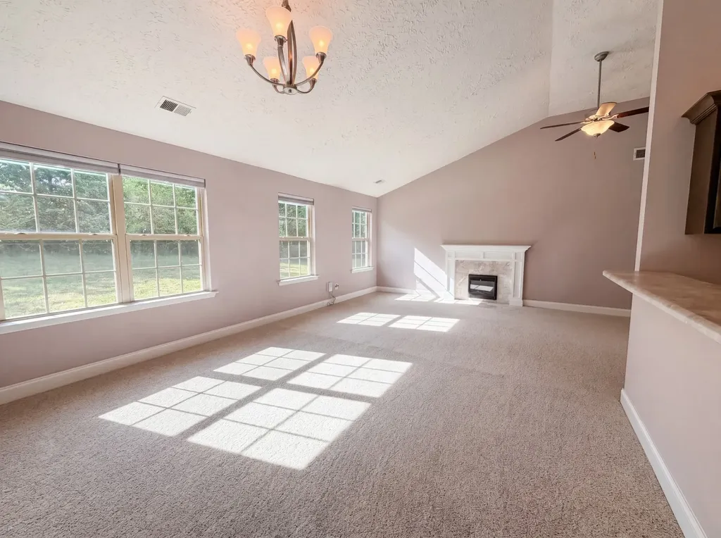 447 Golf Club Lane Springfield TN 37172