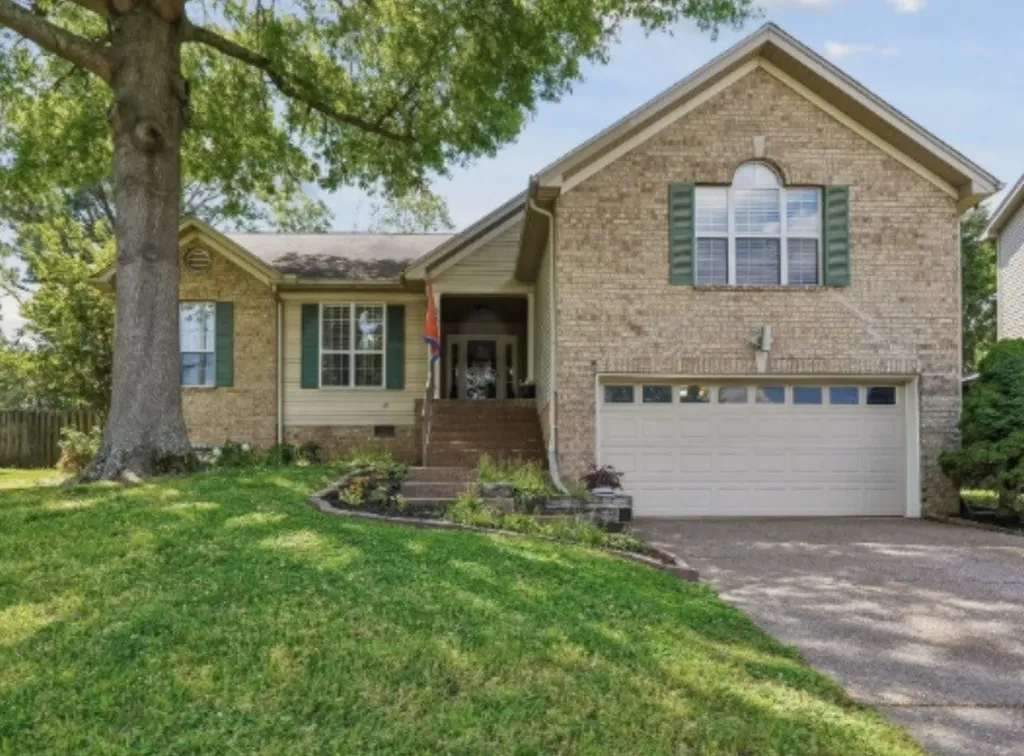 3529 Thornehill Drive Antioch TN 37013