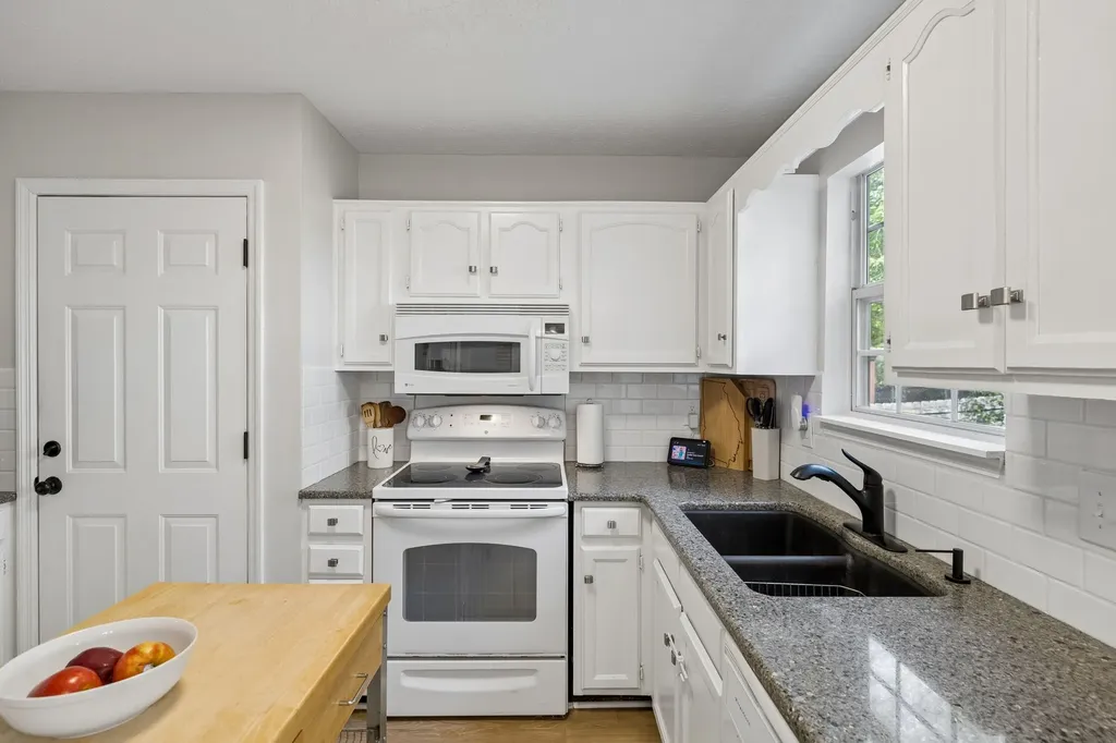 1125 Dawnwood Drive Old Hickory TN 37138