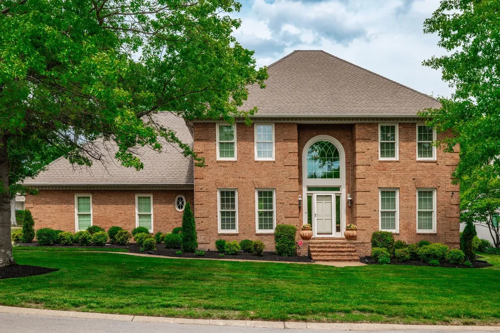 208 Pecan Court Gallatin TN 37066