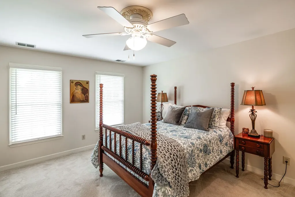 208 Pecan Court Gallatin TN 37066