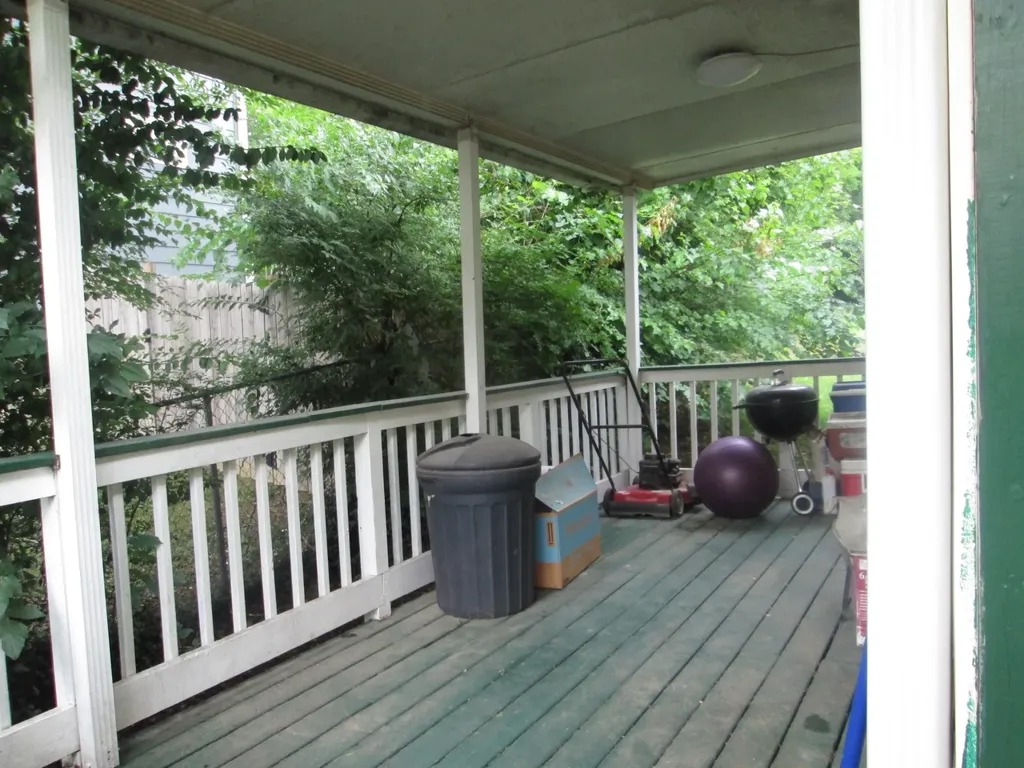 1206 Avondale Circle Nashville TN 37207