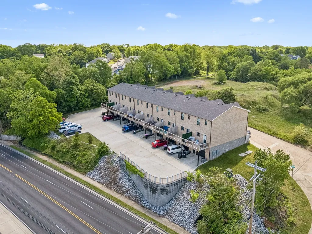 41 High St, W Clarksville TN 37040