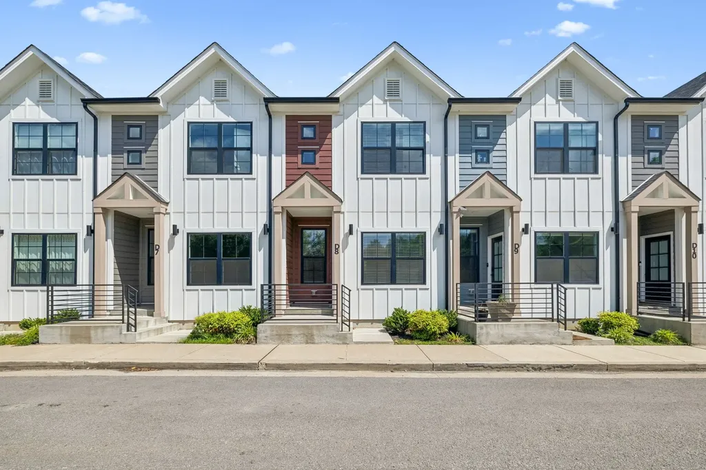 41 High St, W Clarksville TN 37040