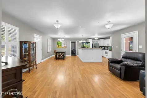 8114 Thorn Grove Pike Knoxville TN 37914