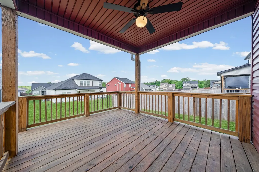 813 Marksman Court Clarksville TN 37042