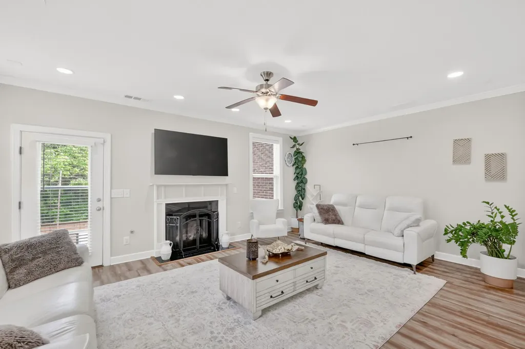 9786 Glenmore Lane Brentwood TN 37027