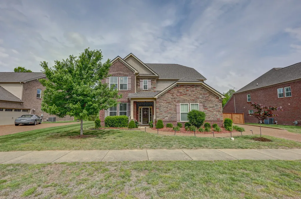 9786 Glenmore Lane Brentwood TN 37027