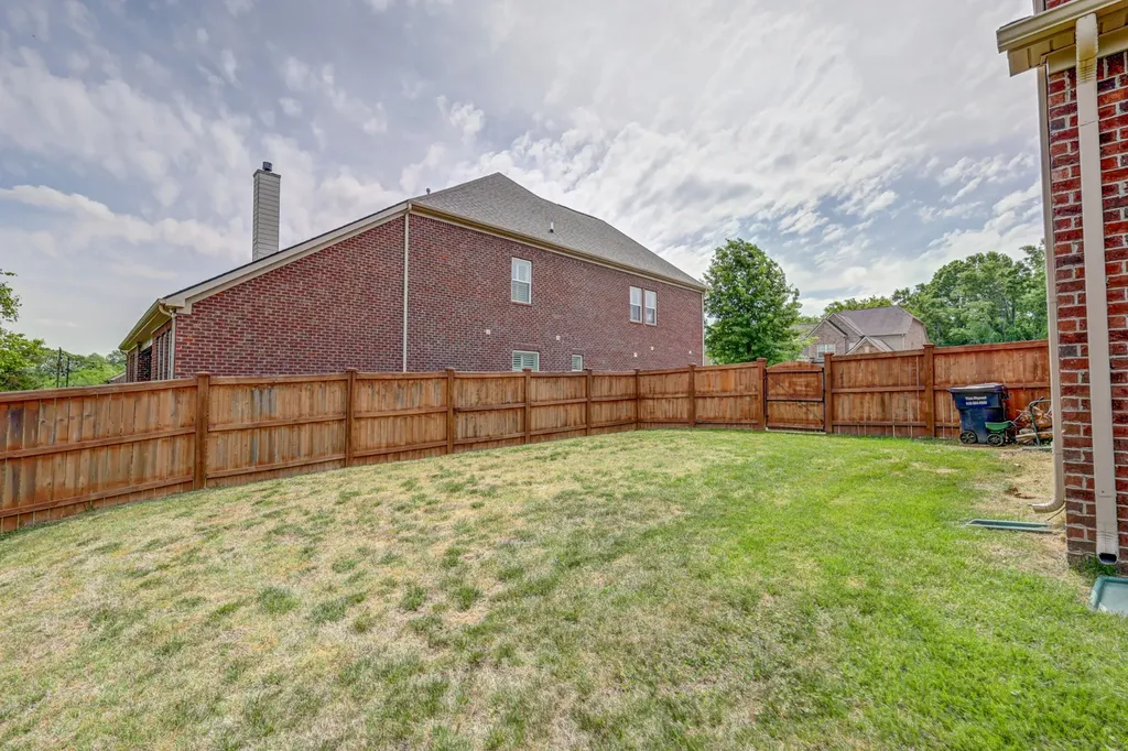 9786 Glenmore Lane Brentwood TN 37027