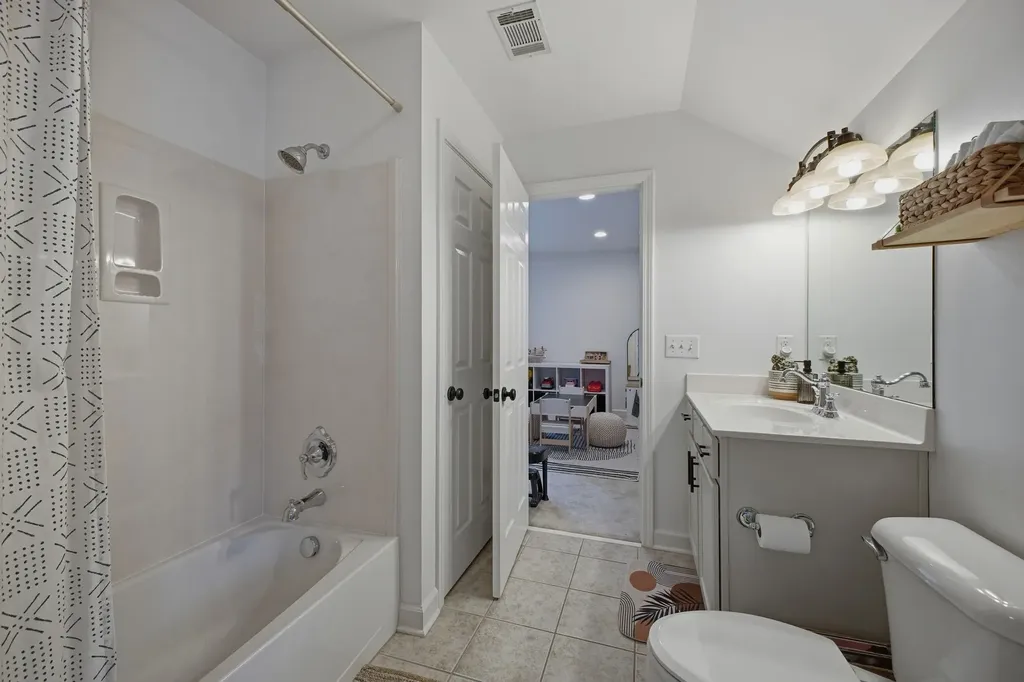 6741 Christiansted Lane Nashville TN 37211
