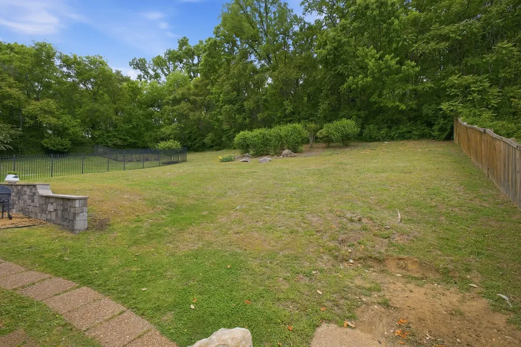6741 Christiansted Lane Nashville TN 37211