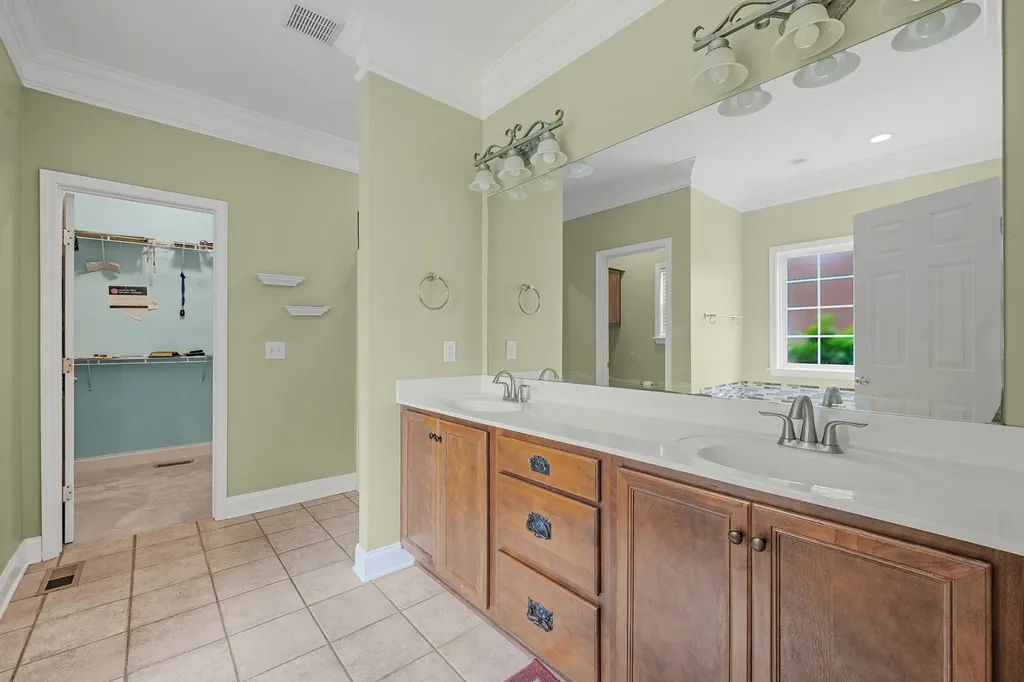 1329 Balson Drive Murfreesboro TN 37128