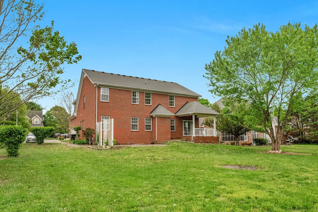 1329 Balson Drive Murfreesboro TN 37128