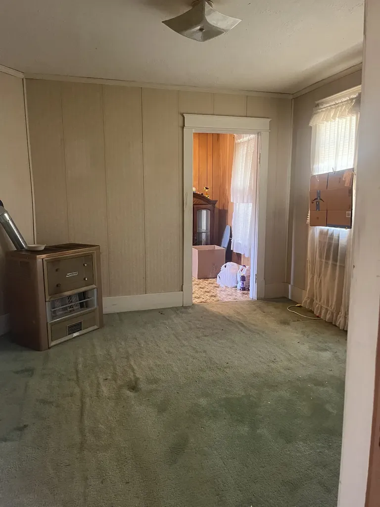 1107 W Church Street Orlinda TN 37141