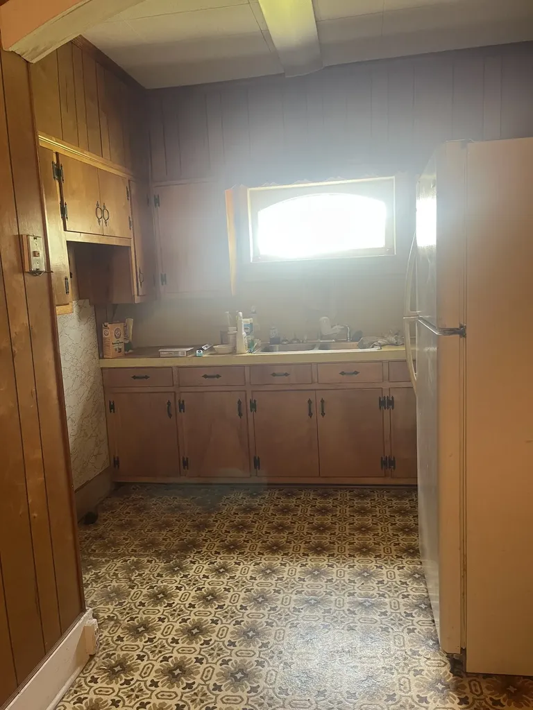 1107 W Church Street Orlinda TN 37141