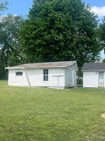 1107 W Church Street Orlinda TN 37141