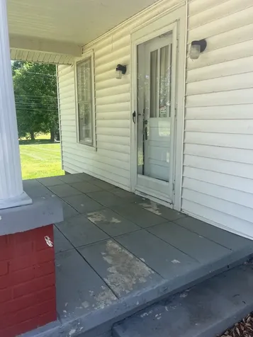 1107 W Church Street Orlinda TN 37141