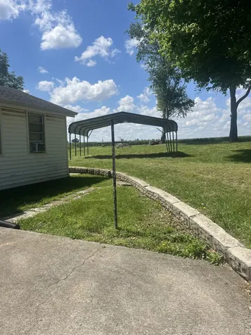 1107 W Church Street Orlinda TN 37141