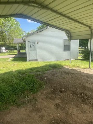 1107 W Church Street Orlinda TN 37141