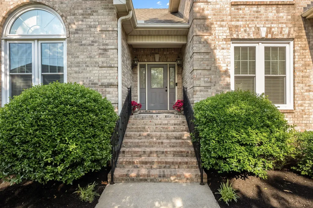 3418 Lawncrest Cove Murfreesboro TN 37129
