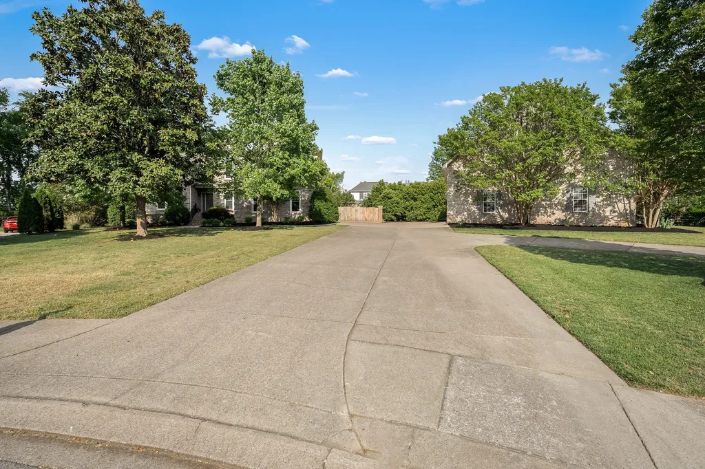3418 Lawncrest Cove Murfreesboro TN 37129