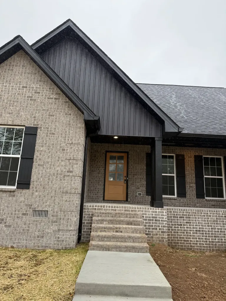 803 Manor Drive Fayetteville TN 37334