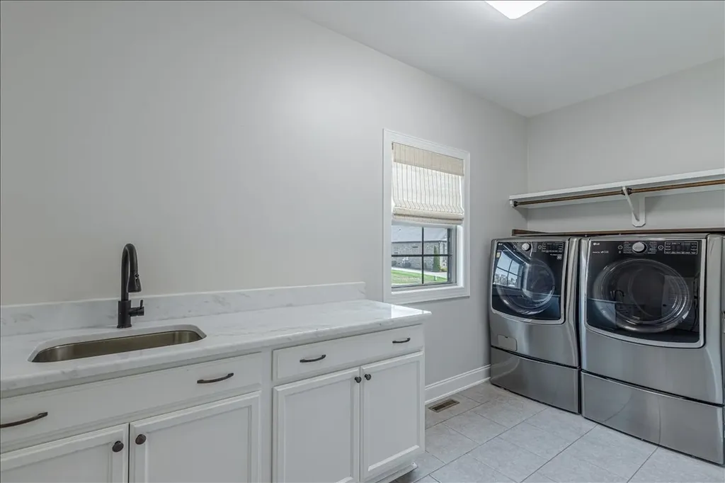 5109 Falling Water Road Nolensville TN 37135