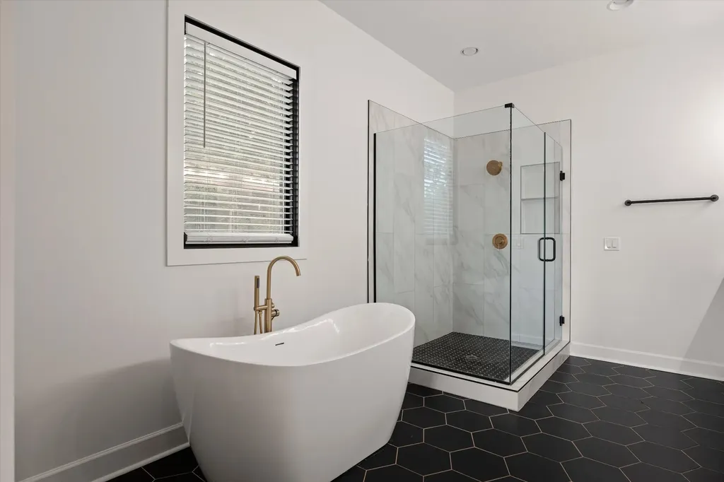 3866 Hutson Avenue Nashville TN 37216