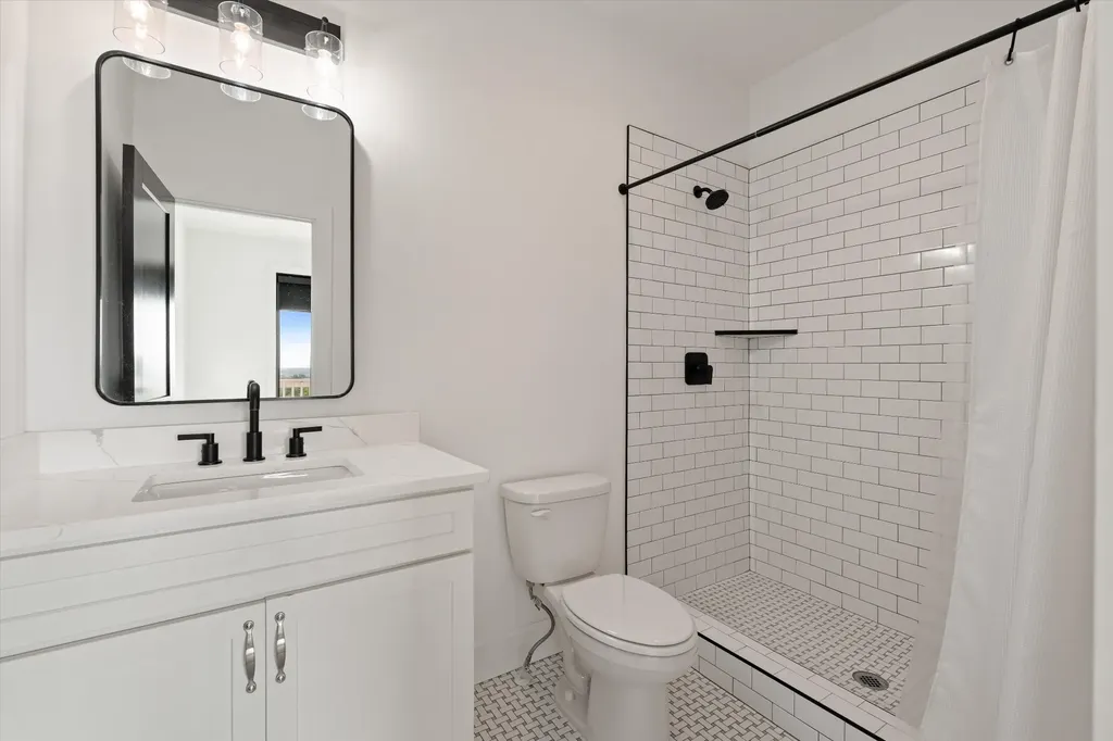 3866 Hutson Avenue Nashville TN 37216