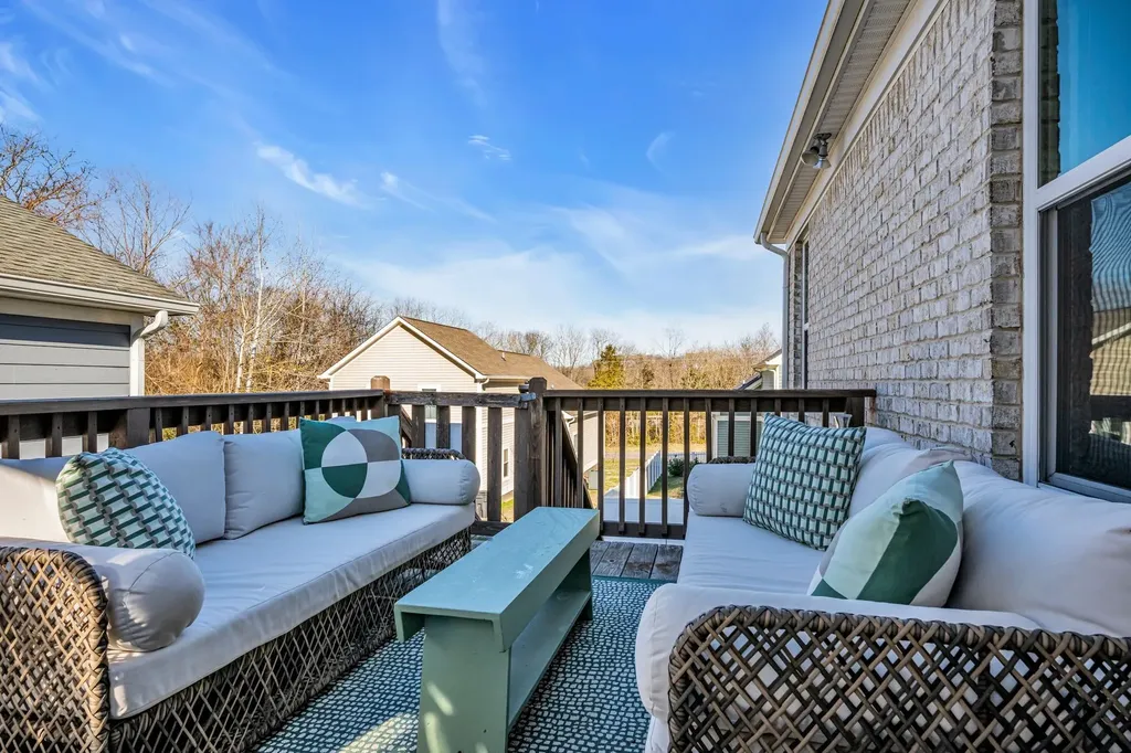 111 Ellersly Way Kingston Springs TN 37082