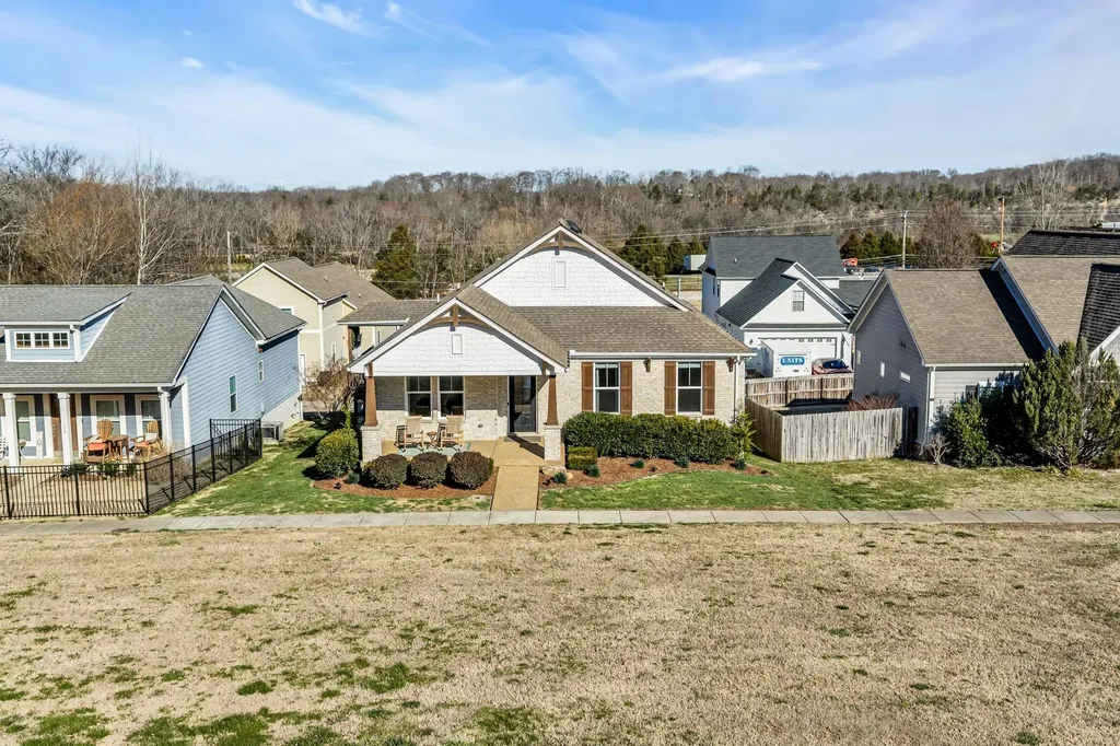 111 Ellersly Way Kingston Springs TN 37082