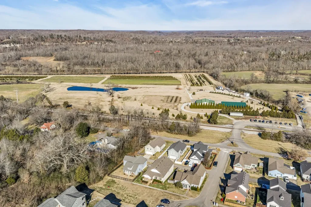 111 Ellersly Way Kingston Springs TN 37082
