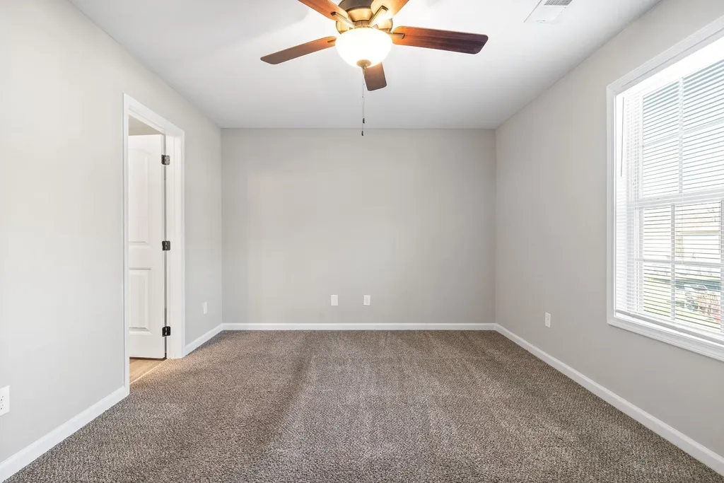 292 Smithson Lane Clarksville TN 37040