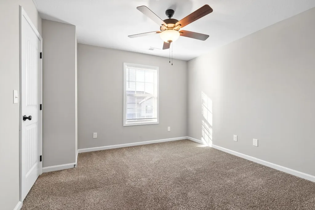 292 Smithson Lane Clarksville TN 37040
