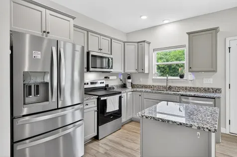 542 Sycamore Road Dickson TN 37055